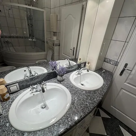 The Scene Apartamento