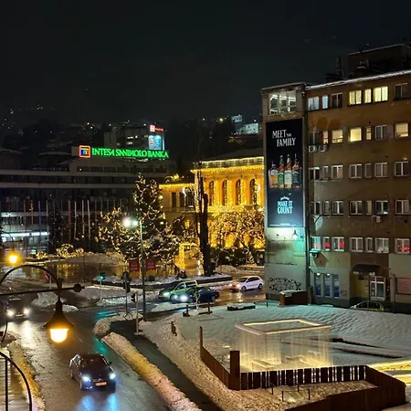 The Scene דירה *